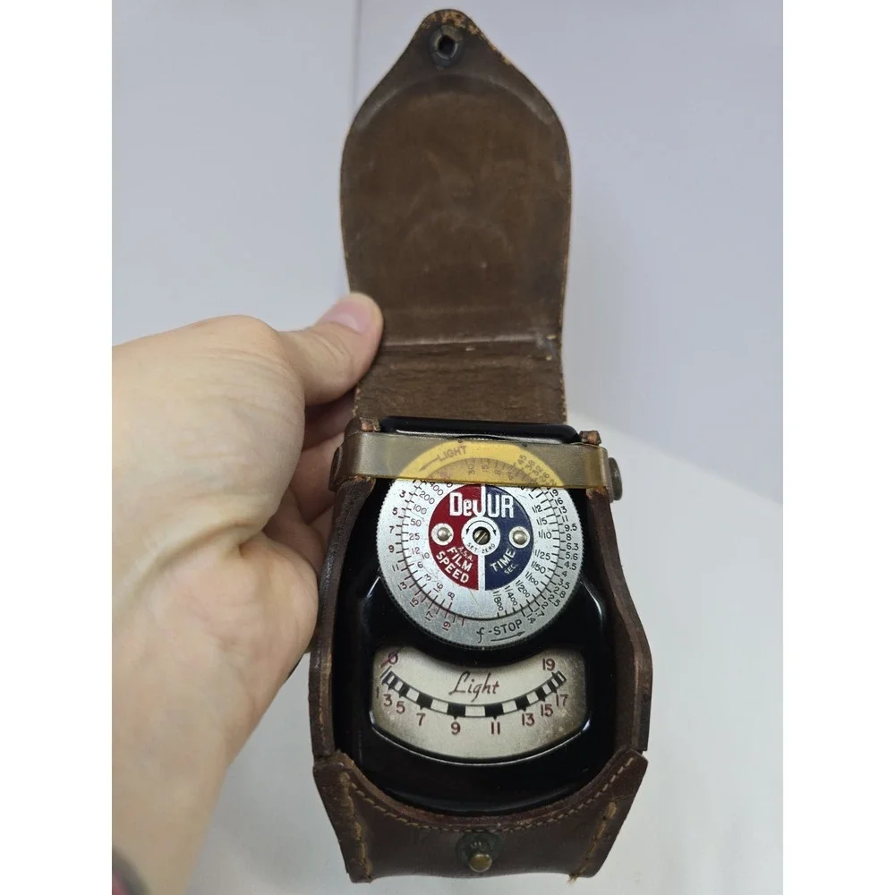 Vintage DeJUR Model 6-A Photography Light Meter Exposure Meter Leather Case
